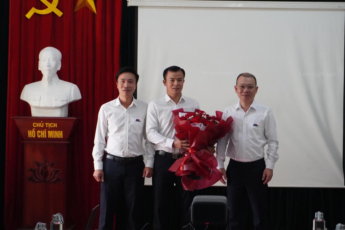 Lễ công bố và trao Quyết định bổ nhiệm Phó Tổng Giám đốc - Thủy điện Bắc Hà